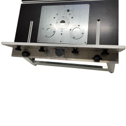 Mesa de fresagem com batente para tupia GOF 130 da Bosch com anéis de inserção